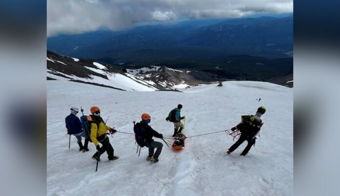 The-woman-fell-1500-feet-and-was-rescued-in-a-multi-agency-effort-Photo-US-Forest-Service-Facebook.jpg