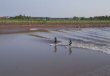 Ben Gravy Surfed a Crazy Tidal Bore for 19 Minutes Straight
