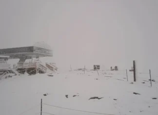 Canadian Resorts See First Snowfall of the New Season