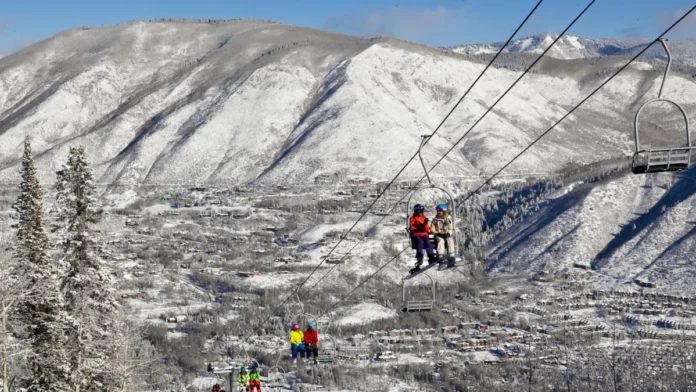 The-collision-took-place-on-Aspen-Mountain-in-2024.-Photo-Wikimedia-Commons-1200x675.webp.webp