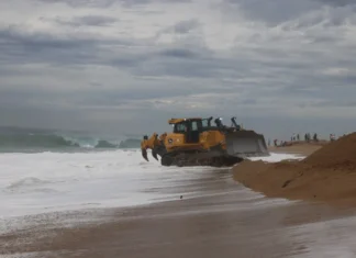 The Wedge Remains Closed Amid Flooding in Newport Beach
