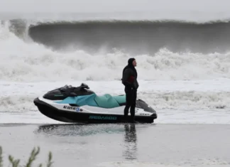 Ben Gravy Scores Monster New Jersey Swell During Historic Nor’easter